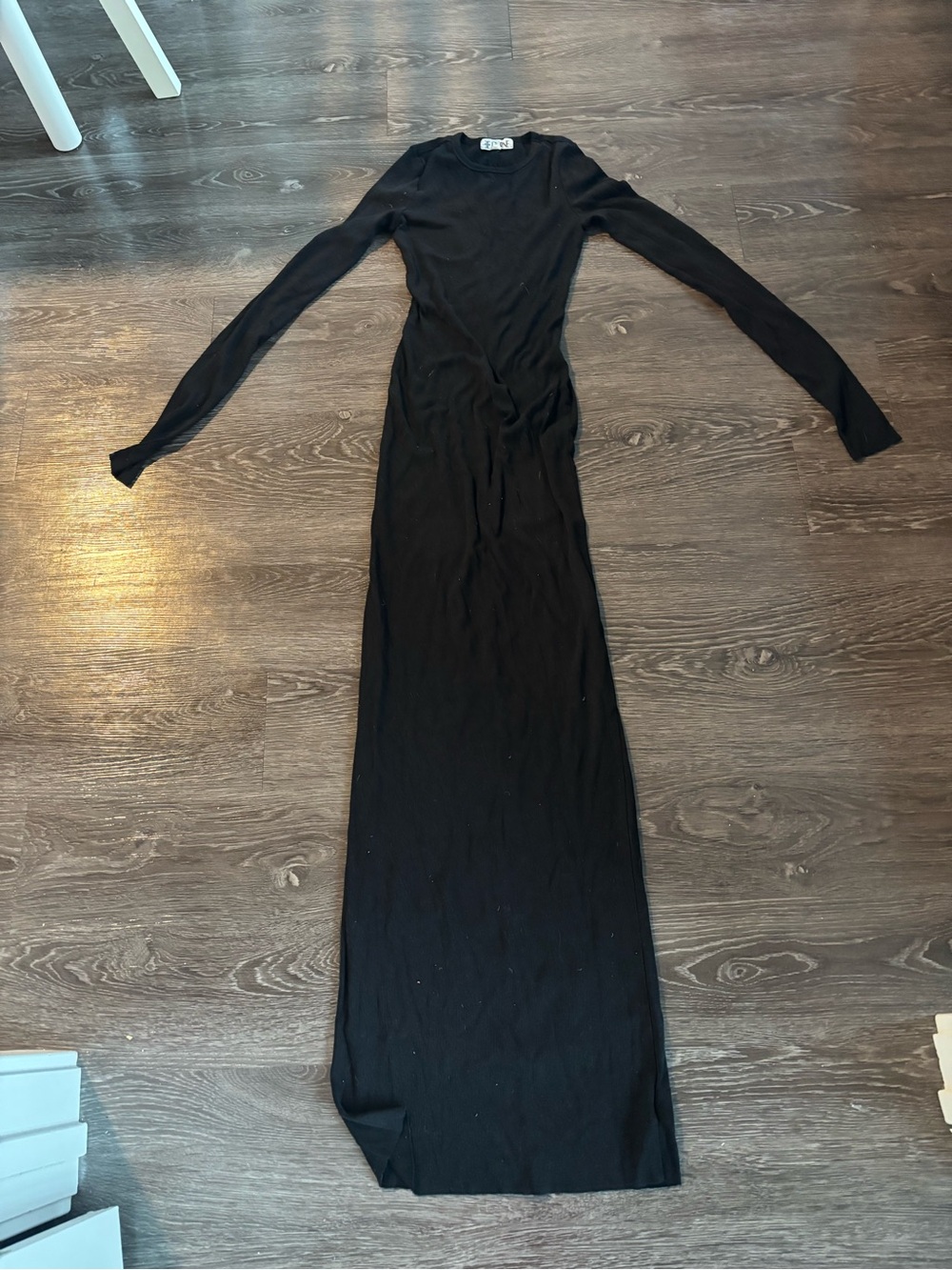 Eterne Black Long-Sleeve Maxi Dress